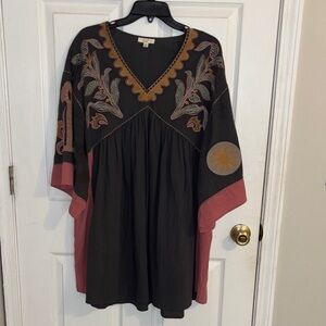 Easel Boho Floral Embroidered Dark Grey and Blush Poly Linen Women's Dress